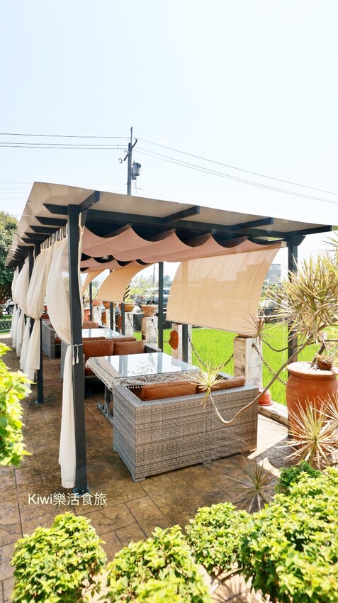 南投咖啡推薦墨啡咖啡館｜南投在中興新村裡品嚐手沖咖啡.下午茶手作甜點.千層麵.排餐，庭園咖啡