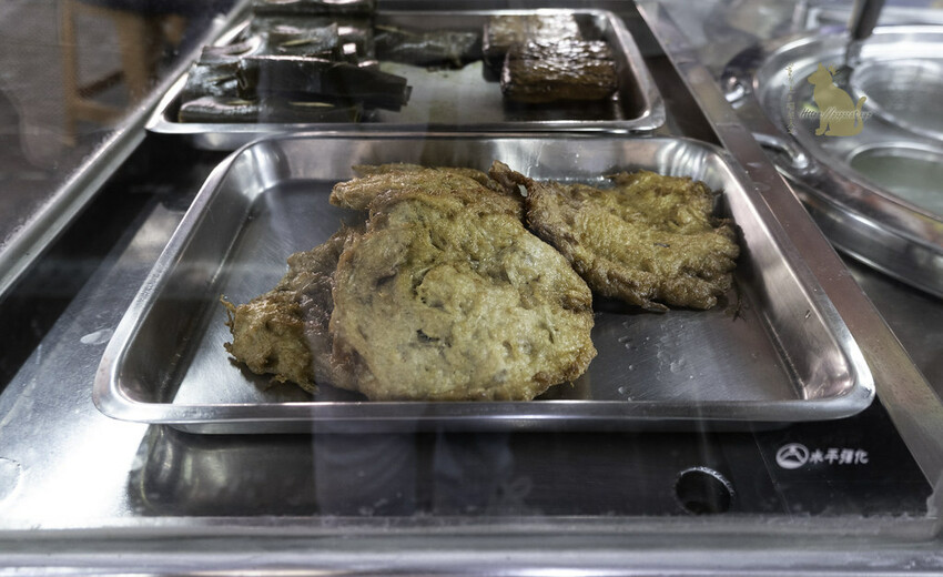 台中素食 -第二市場裡的老字號素食麵攤-美景素食麵 推菜捲必點