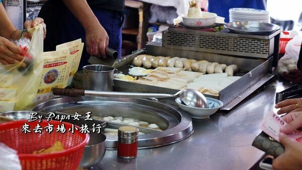 台中素食 -第二市場裡的老字號素食麵攤-美景素食麵 推菜捲必點