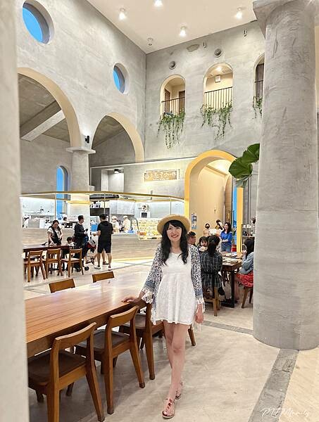 ★屏東景點★ 海上教堂咖啡，全台第一座在海面上的咖啡廳，充滿異國風情的美拍點 (附菜單和候位方式介紹)