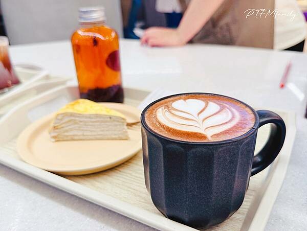 ★屏東景點★ 海上教堂咖啡，全台第一座在海面上的咖啡廳，充滿異國風情的美拍點 (附菜單和候位方式介紹)