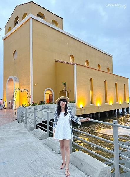 ★屏東景點★ 海上教堂咖啡，全台第一座在海面上的咖啡廳，充滿異國風情的美拍點 (附菜單和候位方式介紹)