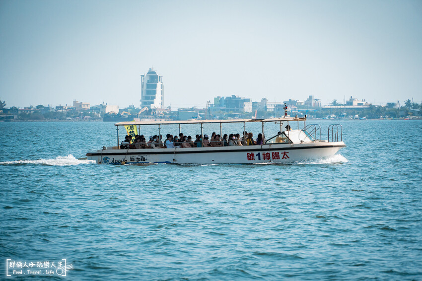 屏東大鵬灣海上教堂咖啡!純白浪漫海景咖啡廳,網美必拍打卡熱點