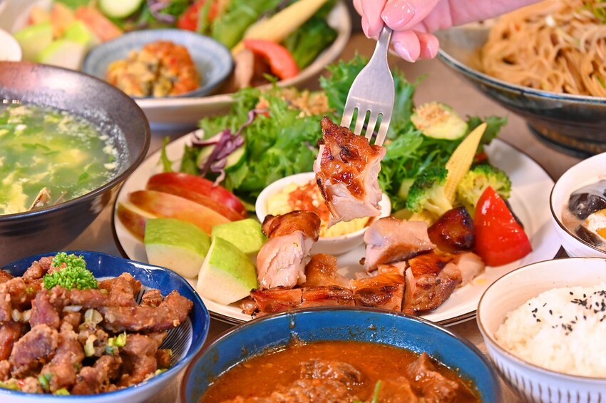 台中在地20年飯菜舖子新品牌 超美新裝潢 台菜料理結合早午餐餐盤豐盛好吃_角地方料理廚房