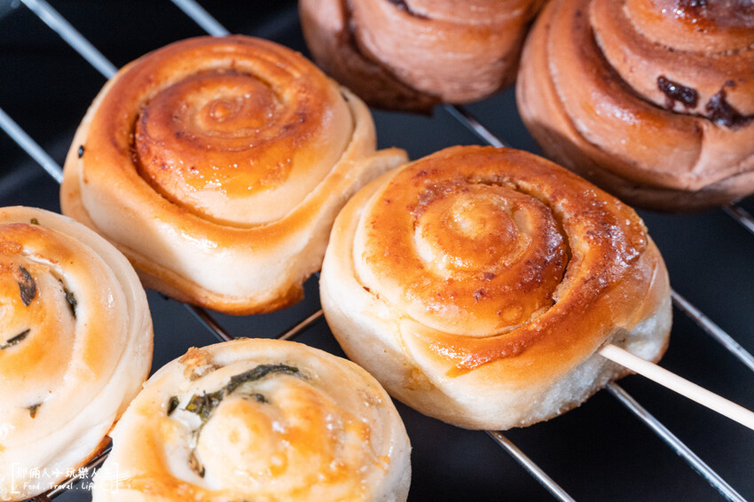 正宗周記上海脆皮烤饅頭｜埔里烤饅頭來了，一共有4種口味~