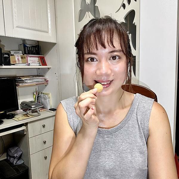 台中市名產伴手禮推薦/鴻鼎菓子年節禮盒送禮推薦『璀璨圓滿禮盒』-討喜酥白芝麻原味X1+討喜酥亞麻籽鹹蛋黃