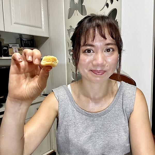 台中市名產伴手禮推薦/鴻鼎菓子年節禮盒送禮推薦『璀璨圓滿禮盒』-討喜酥白芝麻原味X1+討喜酥亞麻籽鹹蛋黃