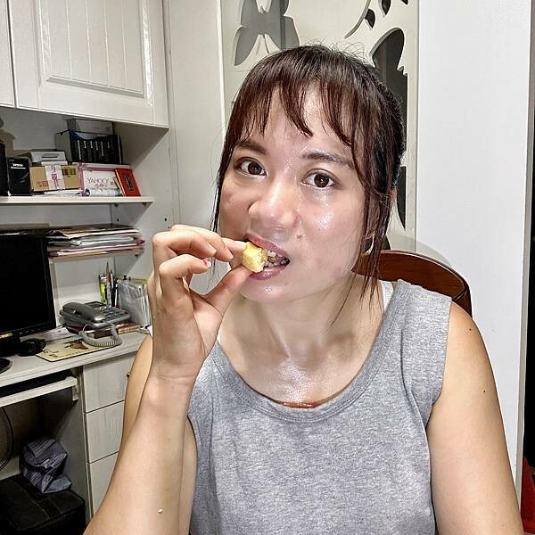 台中市名產伴手禮推薦/鴻鼎菓子年節禮盒送禮推薦『璀璨圓滿禮盒』-討喜酥白芝麻原味X1+討喜酥亞麻籽鹹蛋黃