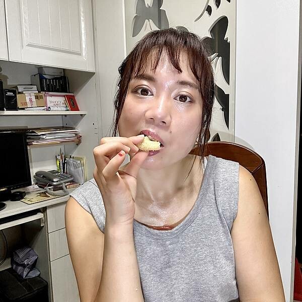 台中市名產伴手禮推薦/鴻鼎菓子年節禮盒送禮推薦『璀璨圓滿禮盒』-討喜酥白芝麻原味X1+討喜酥亞麻籽鹹蛋黃