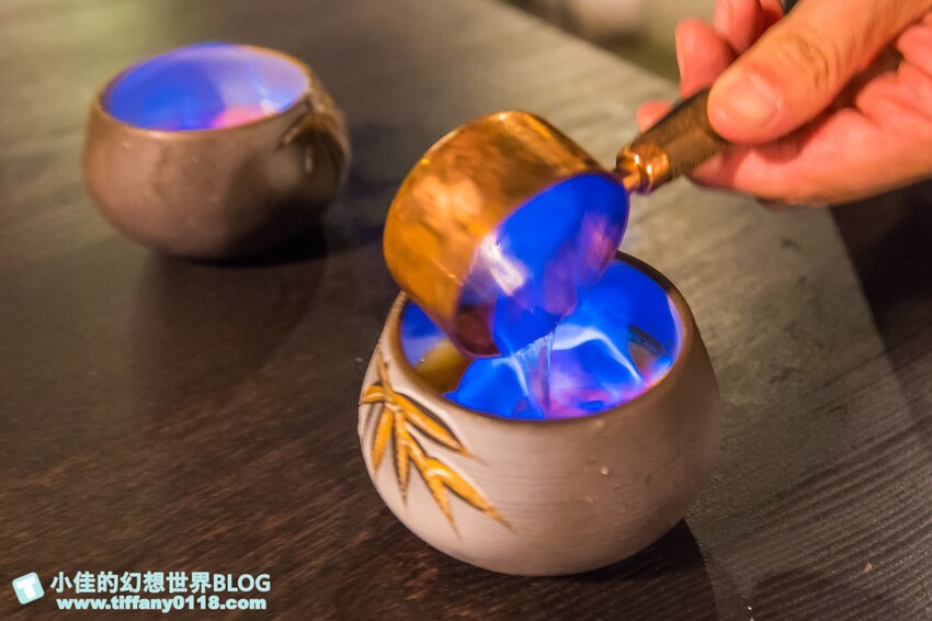 台北市大安區禾馬燒肉/跟手臂一樣長的壁咚蝦+超浮誇巨牛拼盤/不定期小遊戲開心來吃肉喝酒/台北燒肉推薦