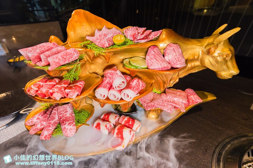 台北市大安區禾馬燒肉/跟手臂一樣長的壁咚蝦+超浮誇巨牛拼盤/不定期小遊戲開心來吃肉喝酒/台北燒肉推薦