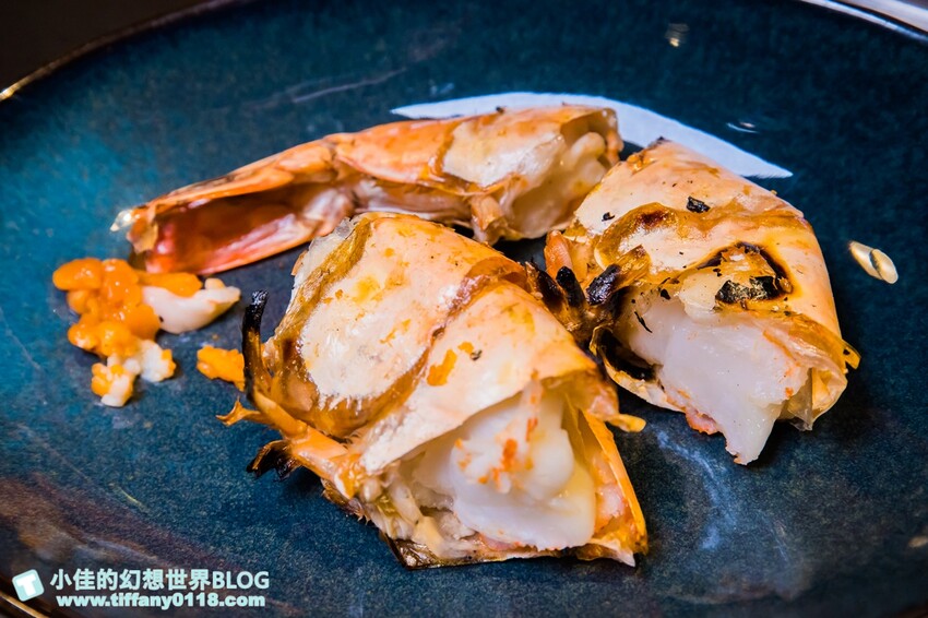 台北市大安區禾馬燒肉/跟手臂一樣長的壁咚蝦+超浮誇巨牛拼盤/不定期小遊戲開心來吃肉喝酒/台北燒肉推薦