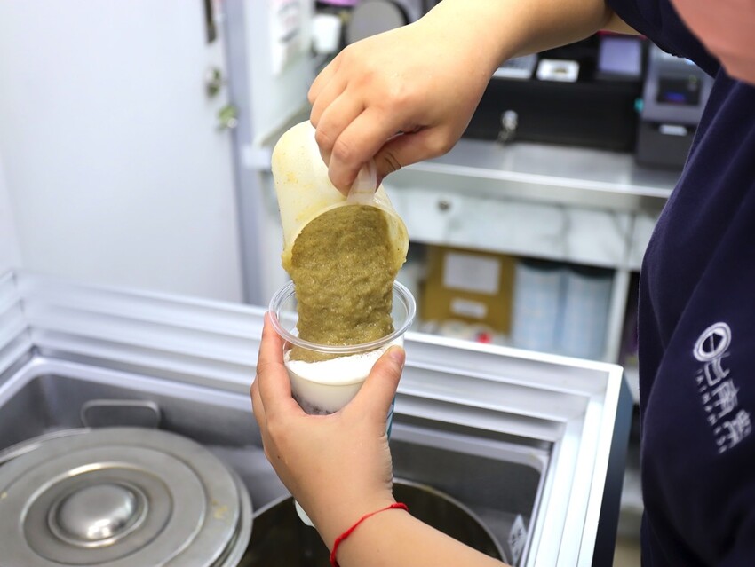 100%純茶飲堅持給你純天然感受/大推黑糖波霸鮮奶.綠豆沙系列/附設ECOCO智慧回收站.回收瓶罐還能折抵消費