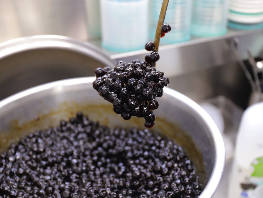 100%純茶飲堅持給你純天然感受/大推黑糖波霸鮮奶.綠豆沙系列/附設ECOCO智慧回收站.回收瓶罐還能折抵消費