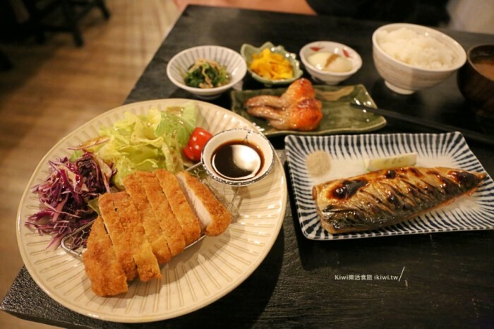 北港新味珍原汁牛肉麵|雲林北港巷內裡的牛肉麵.牛肉塊很大.紅燒湯頭超厚實,能續湯不加價!