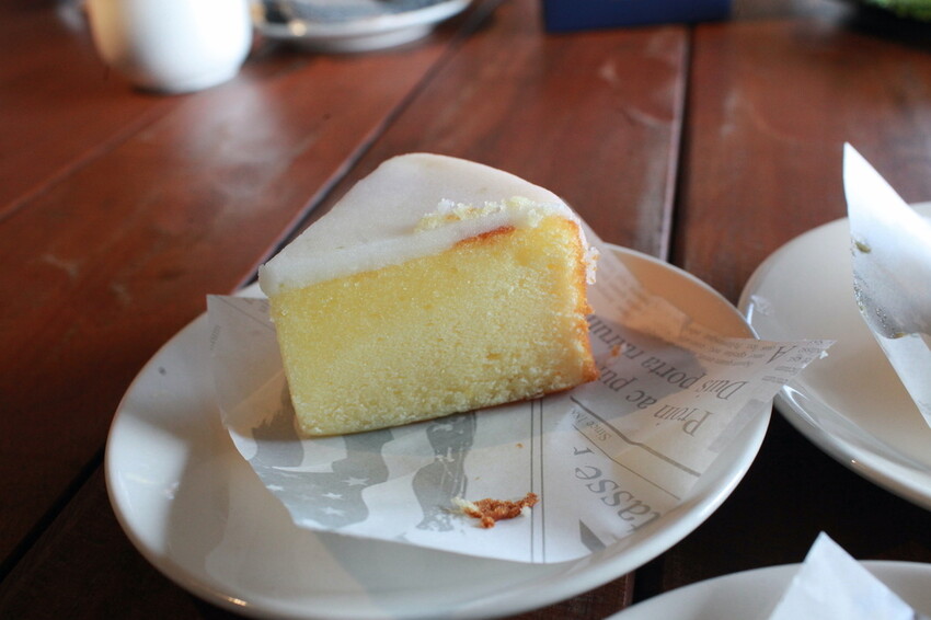 屏東縣屏東市吃。屏東縣|屏東市。「必勝烘焙研製所」勝利星村創意生活園區美食,店家招牌巴斯克在2019年被紐約時報評選