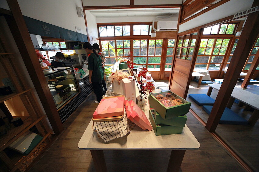 屏東縣屏東市吃。屏東縣|屏東市。「必勝烘焙研製所」勝利星村創意生活園區美食,店家招牌巴斯克在2019年被紐約時報評選