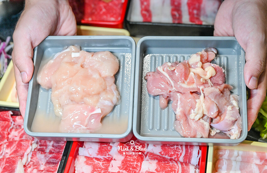 鬥牛士二鍋 | 台中吃到飽推薦,台中後火車站大魯閣新時代火鍋、壽喜燒吃到飽,平日午餐358元起 @Nini and Blue 玩樂食記