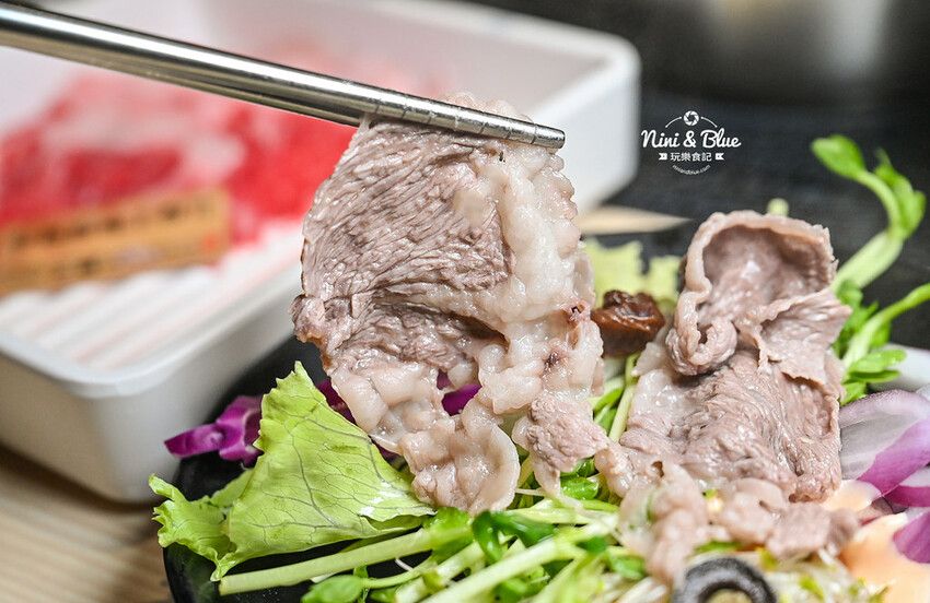 鬥牛士二鍋 | 台中吃到飽推薦,台中後火車站大魯閣新時代火鍋、壽喜燒吃到飽,平日午餐358元起 @Nini and Blue 玩樂食記