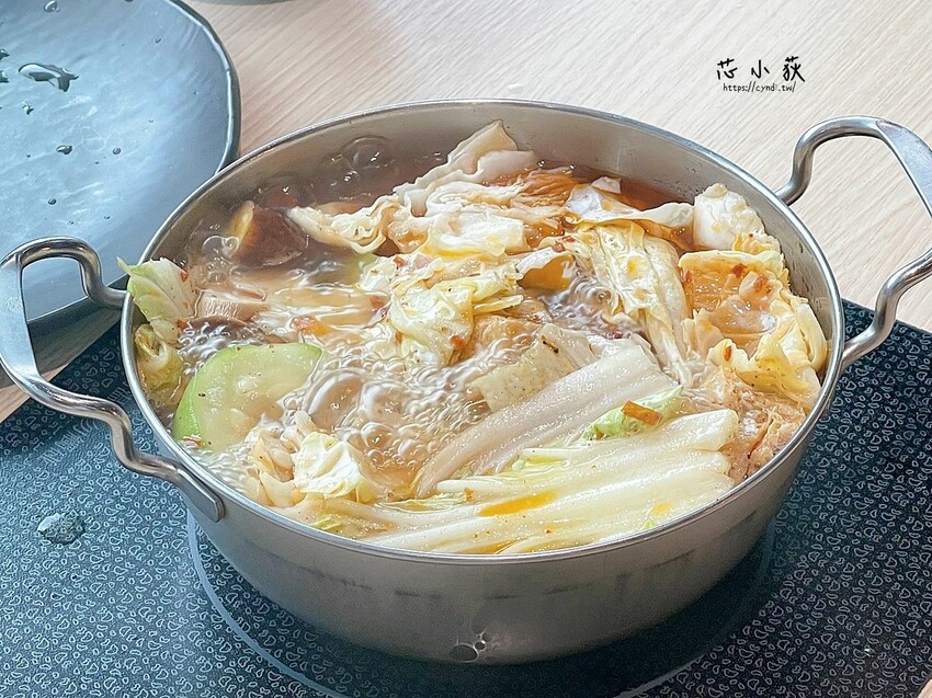 鬥牛士二鍋 台中新時代店，台中大魯閣新時代358元起火鍋吃到飽，自助吧蔬食、熱炒、炸物、水果、甜點、霜淇淋、飲料無限吃 - Cyndi loves享食天堂