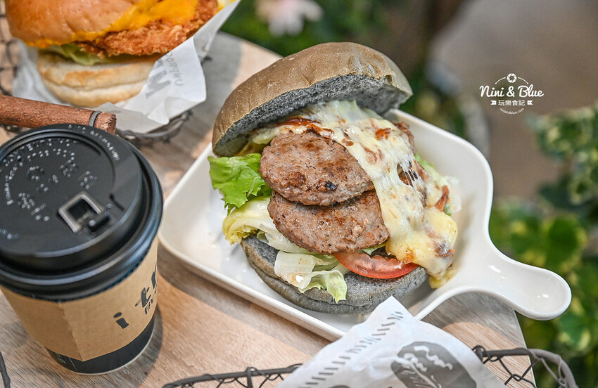 台中捷運舊社站美食推薦,南興公園附近的平價舒適早午餐,早上5點半就營業 -妮妮布魯