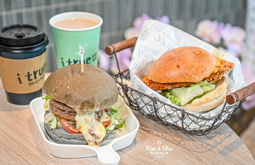 台中捷運舊社站美食推薦,南興公園附近的平價舒適早午餐,早上5點半就營業 -妮妮布魯