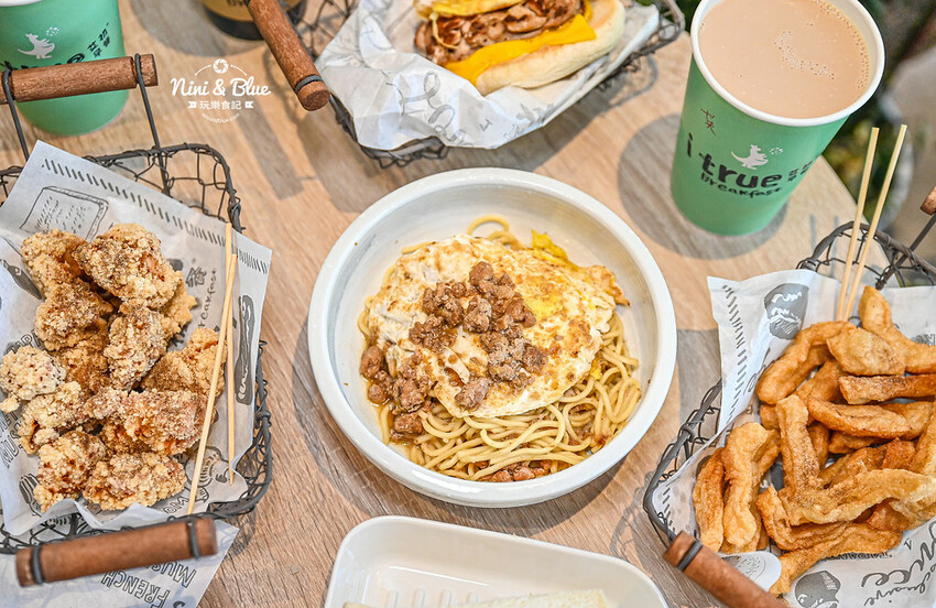 台中捷運舊社站美食推薦,南興公園附近的平價舒適早午餐,早上5點半就營業 -妮妮布魯