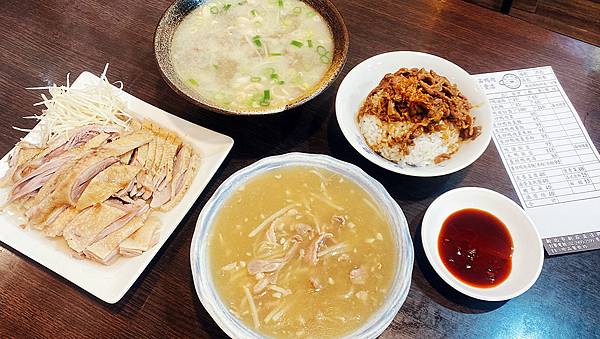 新莊美食小吃推薦【珍品四鴨】鴨肉滷肉飯、鴨肉羹、薑絲鴨肉湯、鴨肉切盤，獨特一鴨四吃│新莊體育場周邊美食小吃－28.jpg