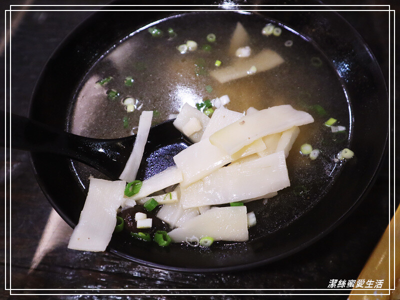 山頂居-台南永康/皮脆肉嫩甕仔雞必點!聚餐小酌好選擇