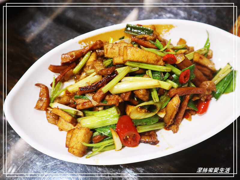 山頂居-台南永康/皮脆肉嫩甕仔雞必點!聚餐小酌好選擇