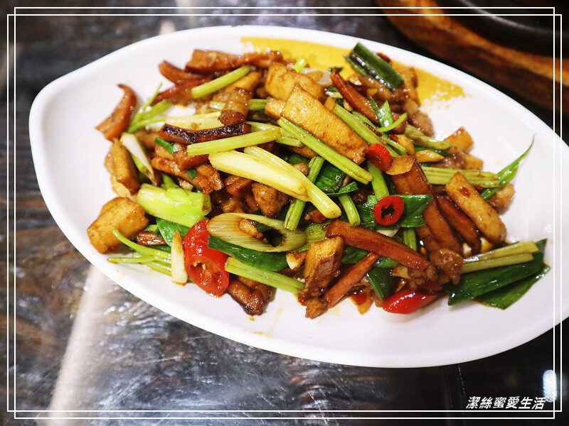 山頂居-台南永康/皮脆肉嫩甕仔雞必點!聚餐小酌好選擇