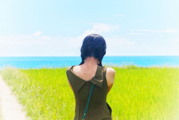 //花蓮景點//花蓮海線一日遊。台11。芭崎眺望臺。新社梯田。石梯坪。北回歸線標碑海線。八仙洞。石門班哨角。女孩MOM實在太瘋狂了，從花蓮市騎到台東長濱77公里，青春的記憶就是嚴重曬傷QQ