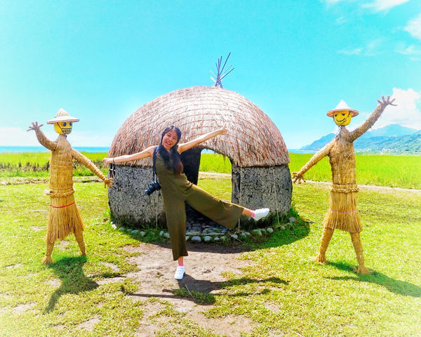 //花蓮景點//花蓮海線一日遊。台11。芭崎眺望臺。新社梯田。石梯坪。北回歸線標碑海線。八仙洞。石門班哨角。女孩MOM實在太瘋狂了，從花蓮市騎到台東長濱77公里，青春的記憶就是嚴重曬傷QQ