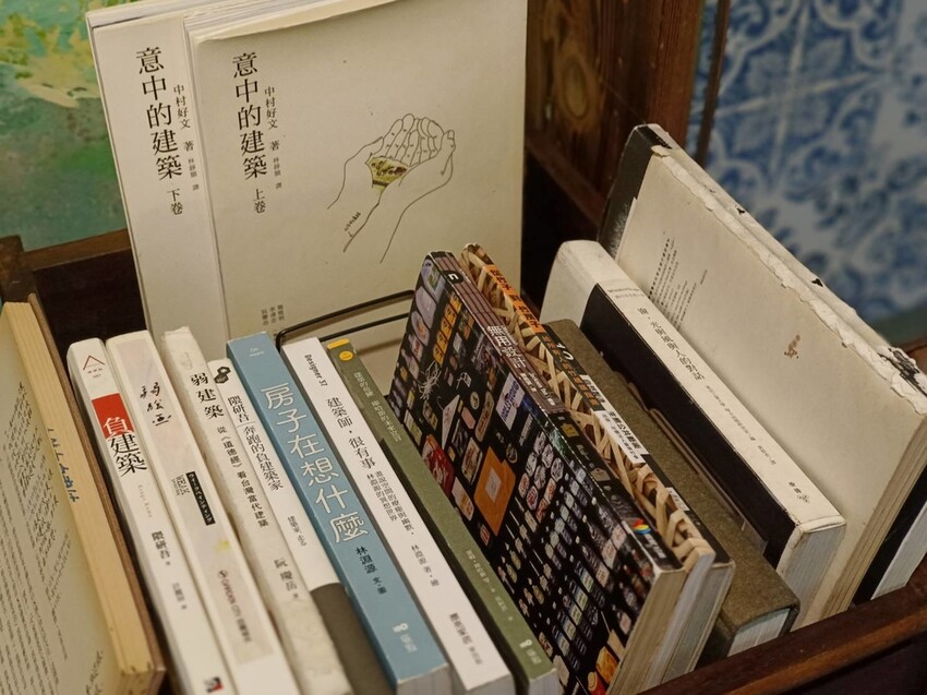 396925.jpg - 【新竹.尖石】自然在家書坊。寧靜玻璃屋超適合閱讀。闆娘不藏私與顧客分享藏書。咖啡+甜點需fb預約