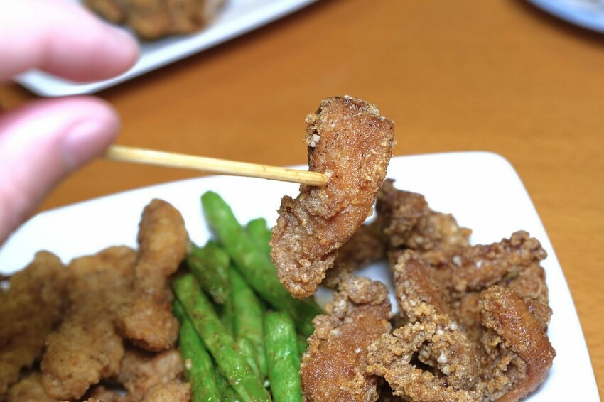 怪獸小雞排 八里店｜八里人有口福了！必點招牌蒜香雞排！超人氣秘製雞心！新北雞排推薦、新北炸物推薦、八里雞排推薦、八里鹹酥雞推薦、八里炸物推薦 - 佛系旅遊筆記