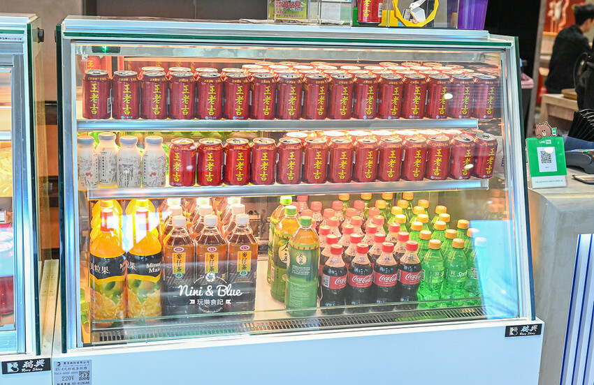 一串只要10元，超過100種口味，正宗川味麻辣串串鍋，加入LINE好友就送5支串串兌換券！-妮妮布魯