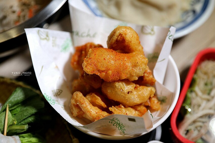 台中市西屯區道地四川噴香麻辣鍋 超過百種串串 一起實現撸串自由|餉串串-麻辣串串香(台中西屯麻辣串串鍋推薦)