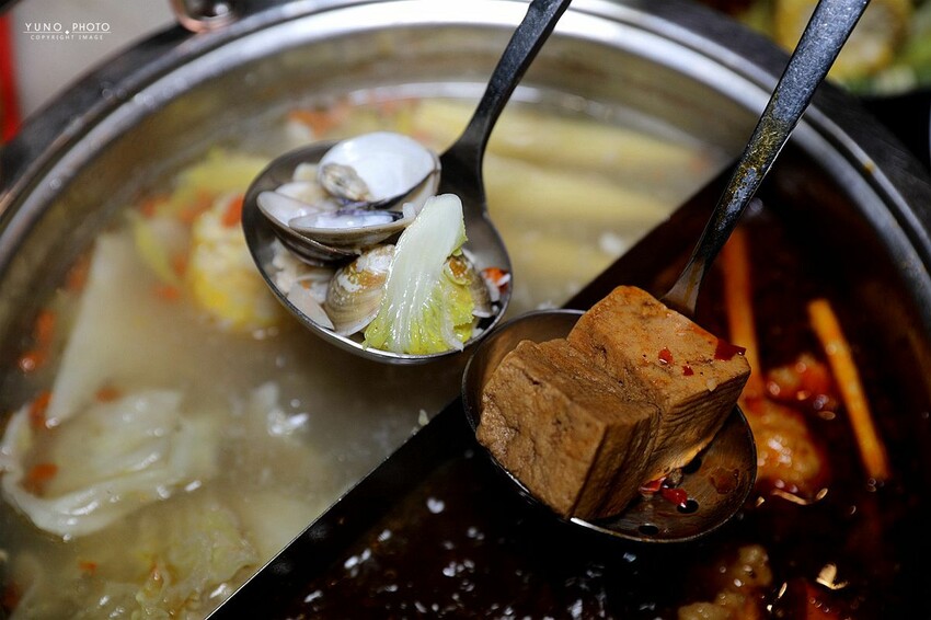 台中市西屯區道地四川噴香麻辣鍋 超過百種串串 一起實現撸串自由|餉串串-麻辣串串香(台中西屯麻辣串串鍋推薦)