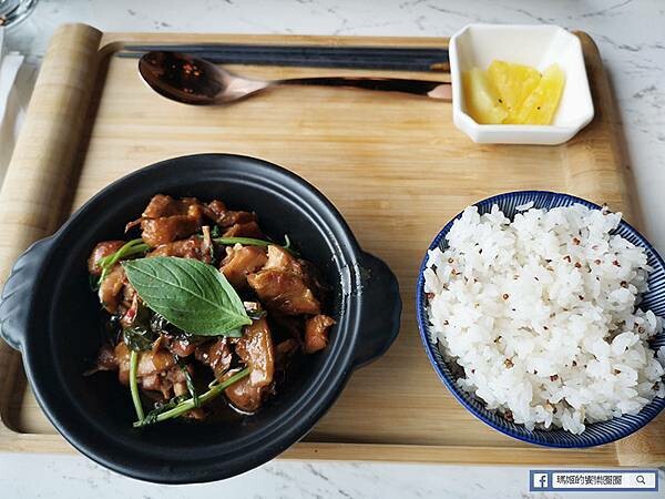 台北松山餐酒館【溫叨Cafe & Dining咖啡餐酒館】好姐妹的午餐約會/台北松山美食