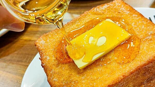 【板橋美食】宇記燒臘茶餐廳｜正宗港味餐廳！爆強實力乾炒牛河必點必吃