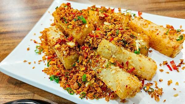 【板橋美食】宇記燒臘茶餐廳｜正宗港味餐廳！爆強實力乾炒牛河必點必吃