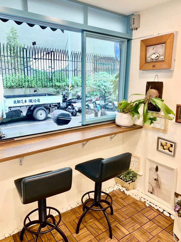 【台北】松山區美食｜秘蒔Miss 小巨蛋巷弄甜點屋 巨好吃檸檬塔、可麗露 可愛的甜點搭配杯咖啡 一起來來秘蒔覓食吧~