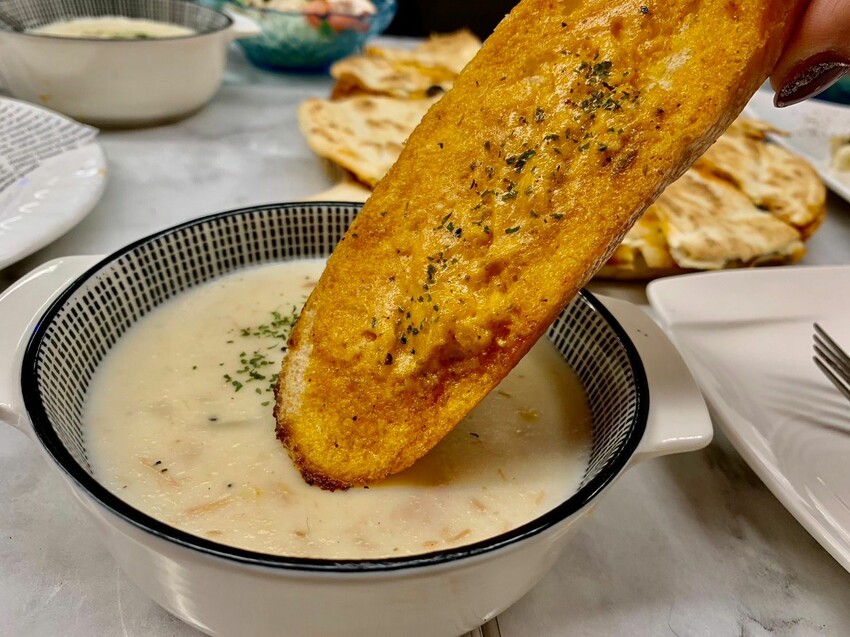 【台北】西門町美食｜西門巷弄美食 Blue磚塊義大利麵 俗又大碗的平價義大利麵 特色牽絲墨西哥烤餅必點！