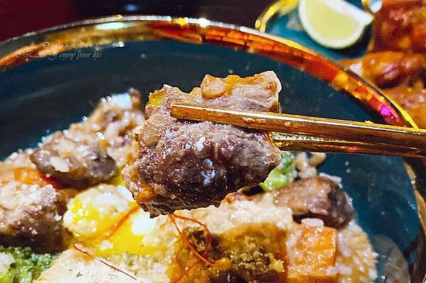 三重美食推薦│吃飽再睡 情境私廚(三重店)－屋台小酌約會好地方－近三和夜市美食商圈47.jpg