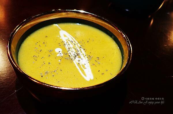 三重美食推薦│吃飽再睡 情境私廚(三重店)－屋台小酌約會好地方－近三和夜市美食商圈29.jpg