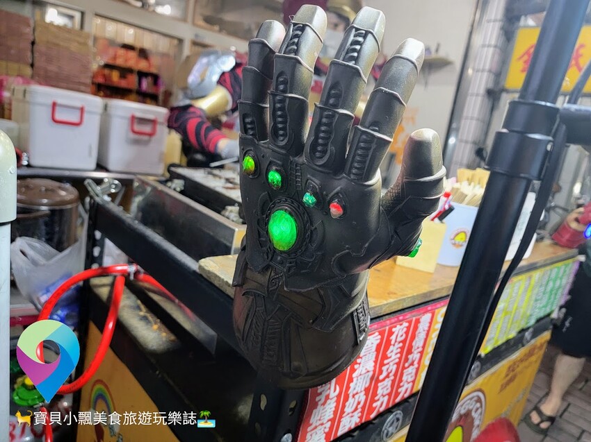 [食]宜蘭礁溪 幽默風趣的鋼鐵人 為您製作美味可口的微笑鷄蛋燒