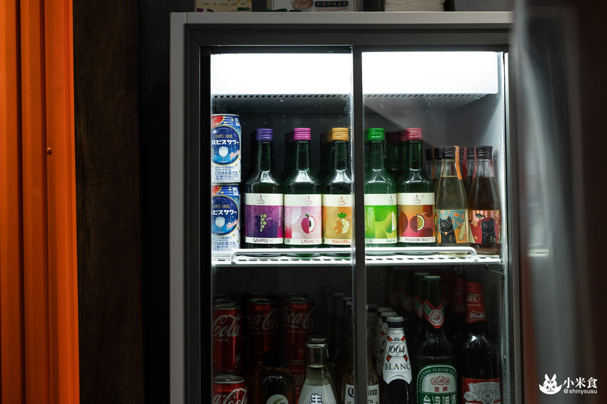 焦糖楓一中店|台中平價串燒推薦|串串門子。舉杯同樂暢快聊|台中小吃宵夜|一中商圈美食推薦 - 小米食