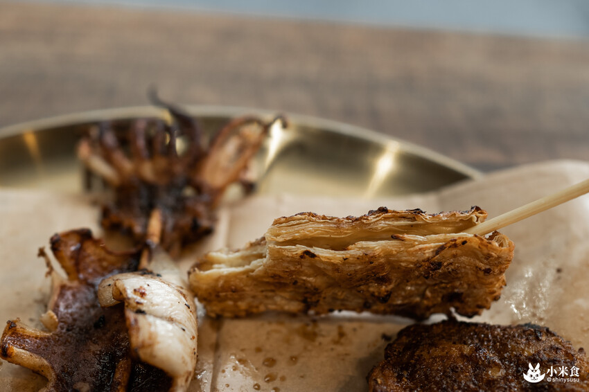 焦糖楓一中店|台中平價串燒推薦|串串門子。舉杯同樂暢快聊|台中小吃宵夜|一中商圈美食推薦 - 小米食