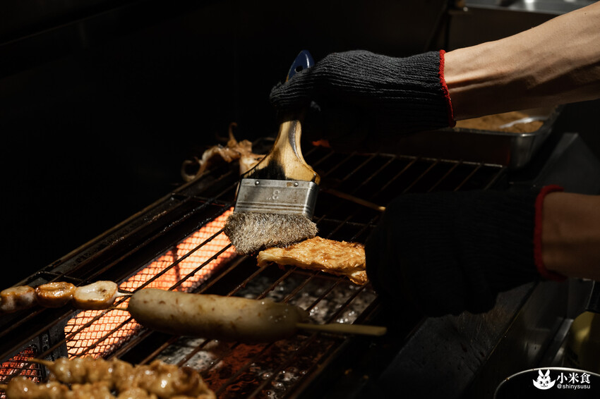 焦糖楓一中店|台中平價串燒推薦|串串門子。舉杯同樂暢快聊|台中小吃宵夜|一中商圈美食推薦 - 小米食