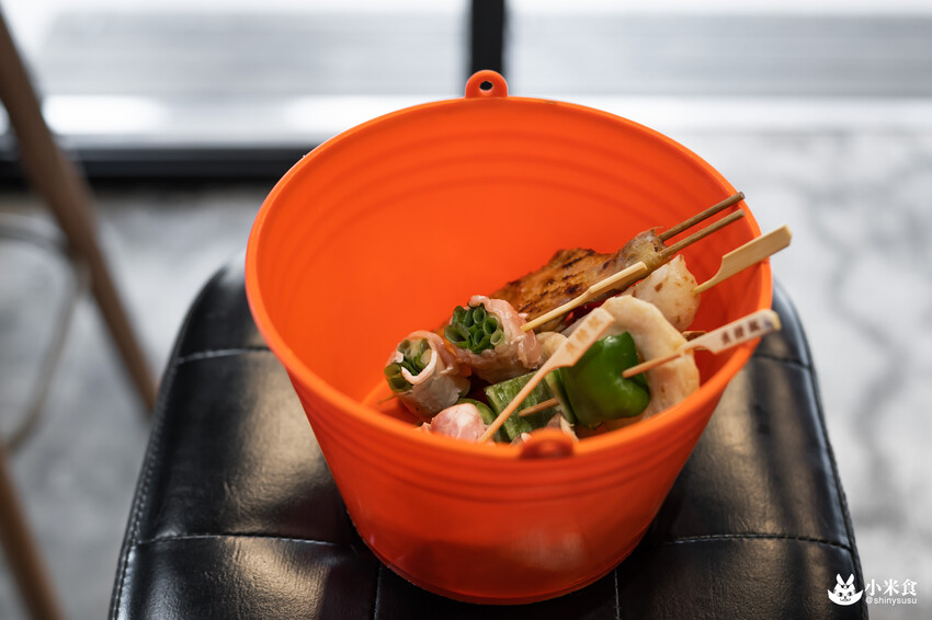 焦糖楓一中店|台中平價串燒推薦|串串門子。舉杯同樂暢快聊|台中小吃宵夜|一中商圈美食推薦 - 小米食